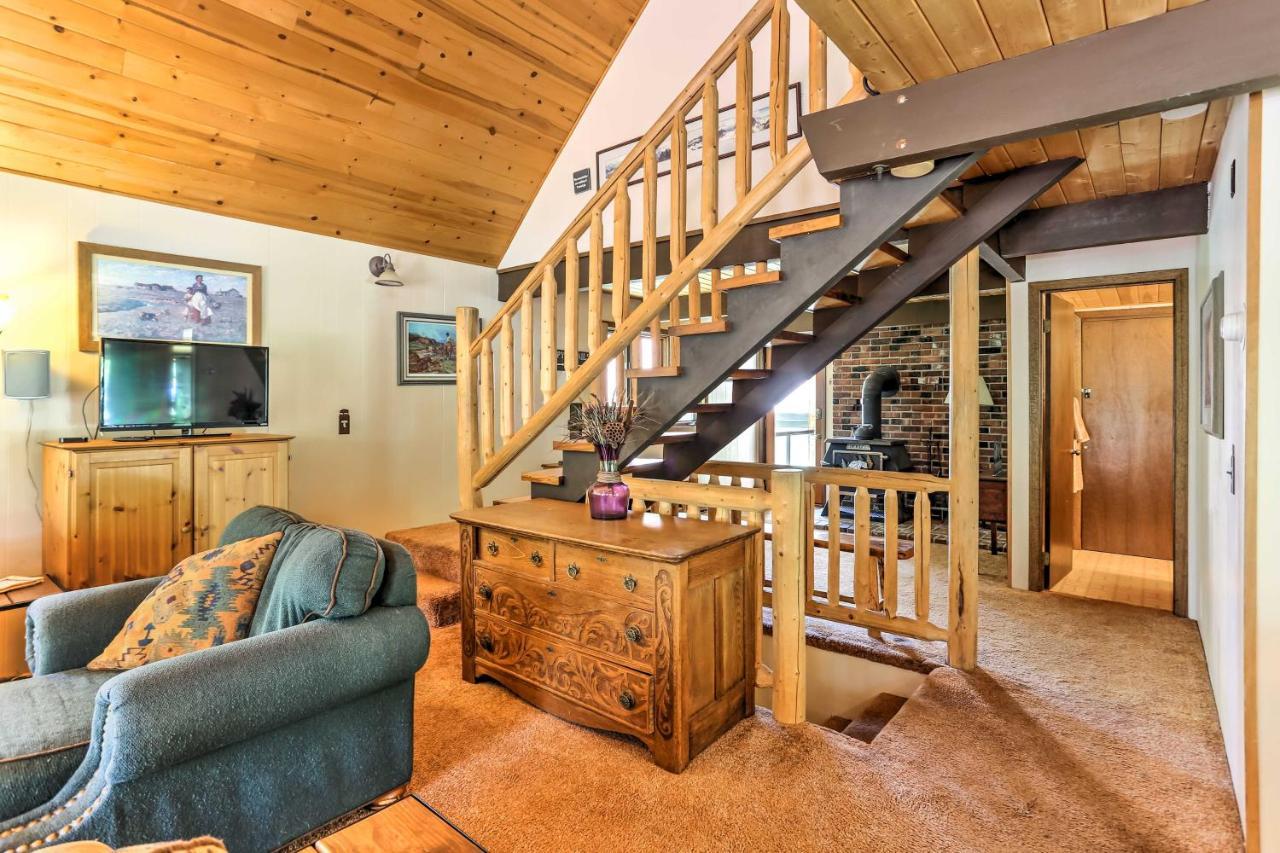 Riverside Winthrop Chalet With Hot Tub And 2 Decks! Bagian luar foto
